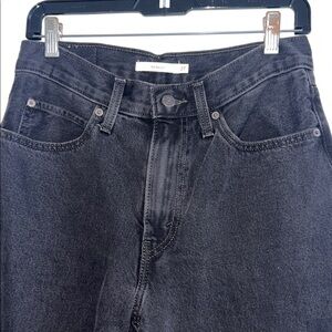 Levi’s black 94 baggy